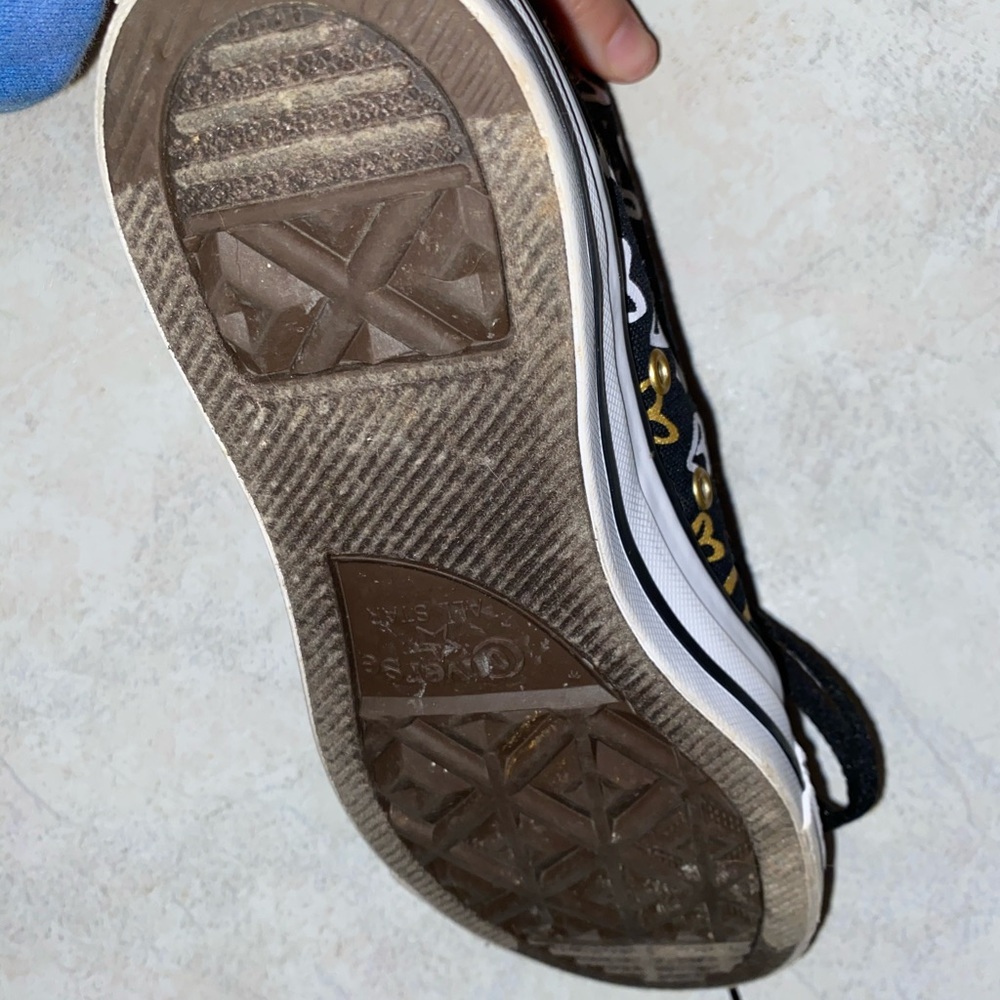 Converse - Picture 4 of 5